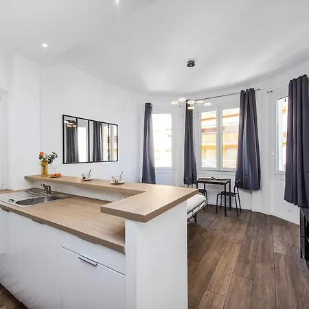 Palais Athenea * Beausoleil